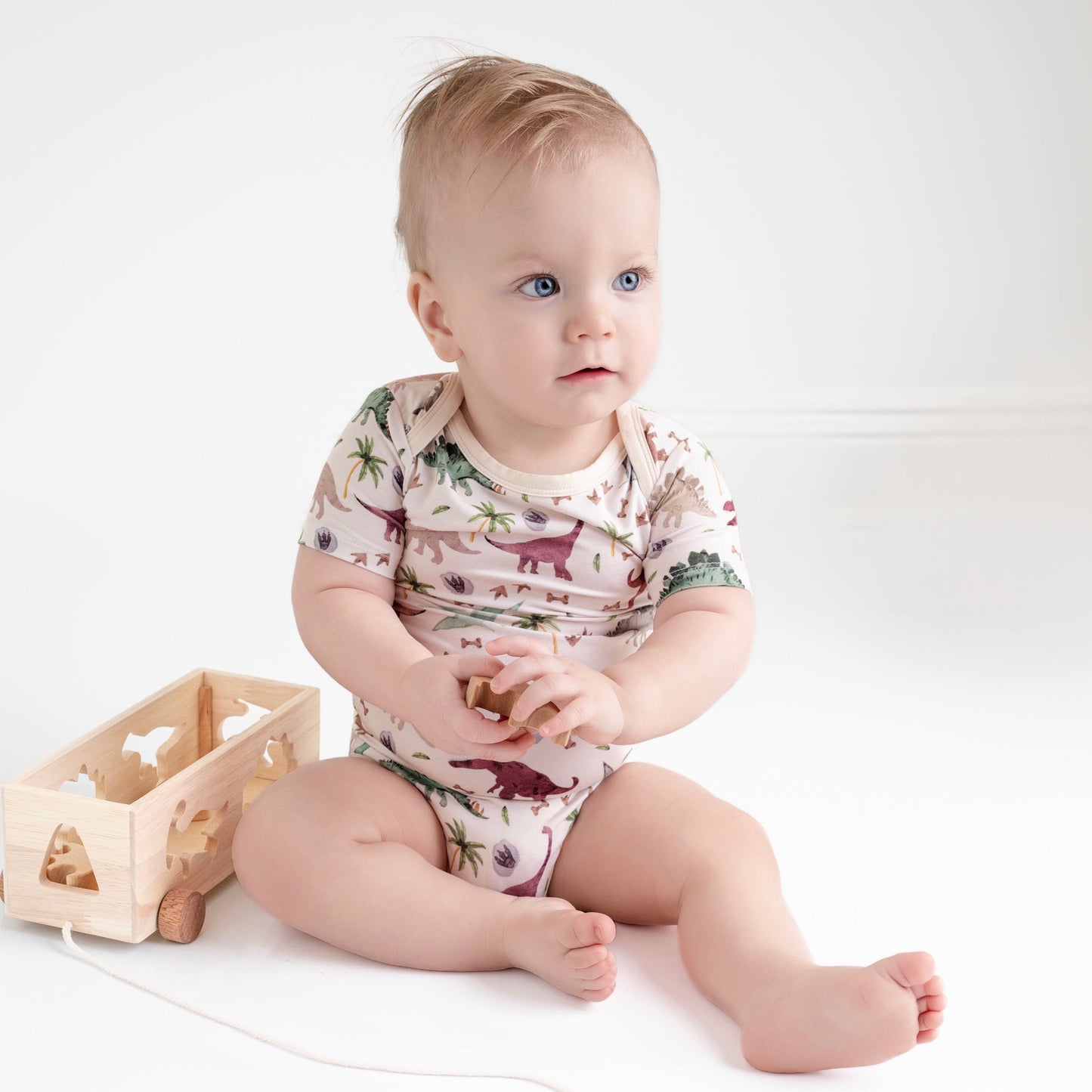 Littlefoot Short Sleeve Bodysuit