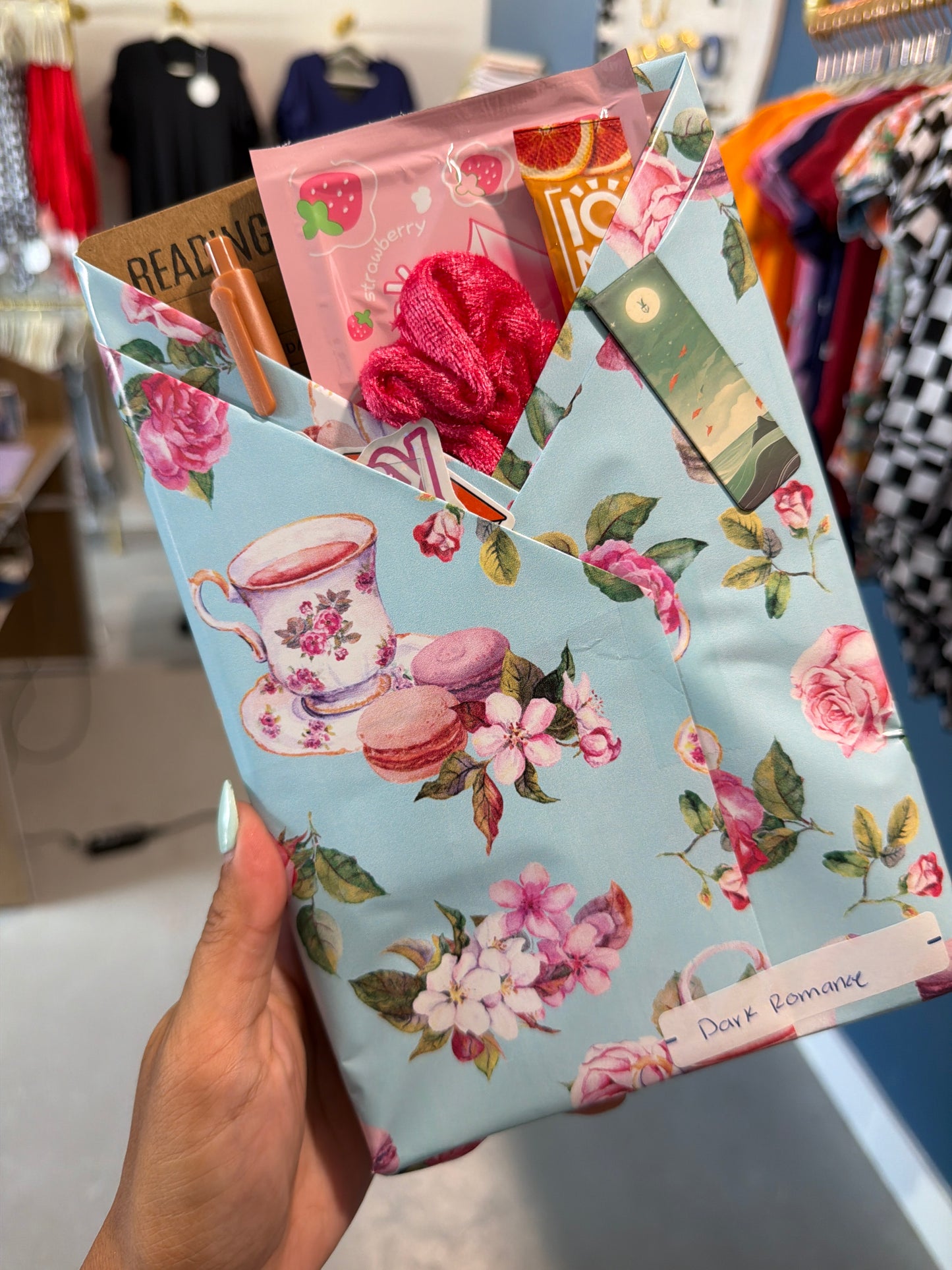 BLIND DATE WITH A BOOK (ADULT)