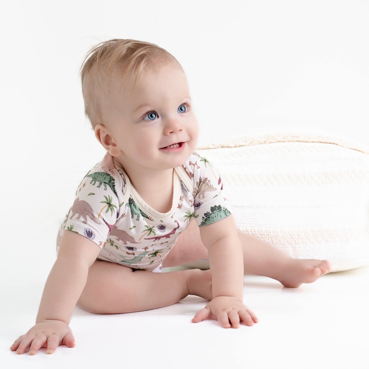 Littlefoot Short Sleeve Bodysuit