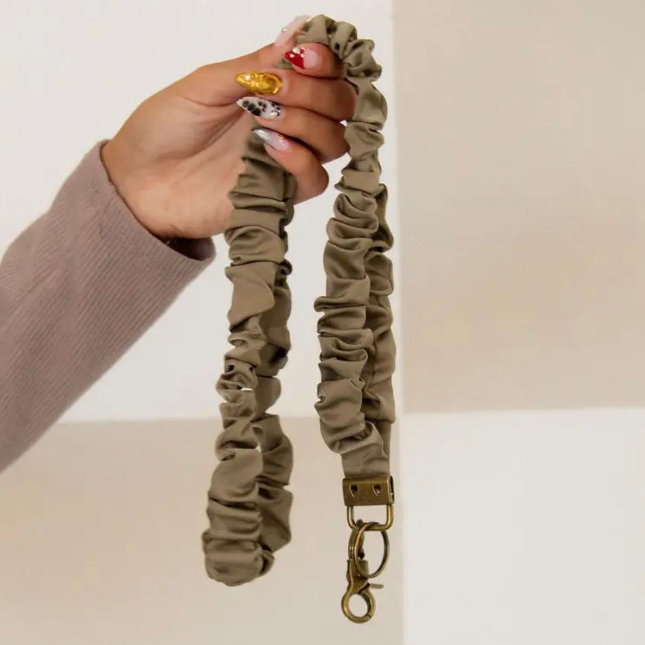 Andi Silk Olive Lanyard